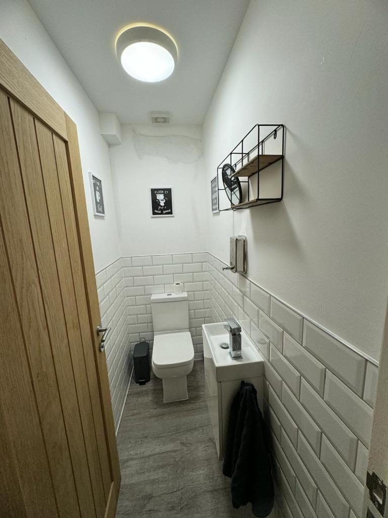 62-1 Free St Parking * Leicester